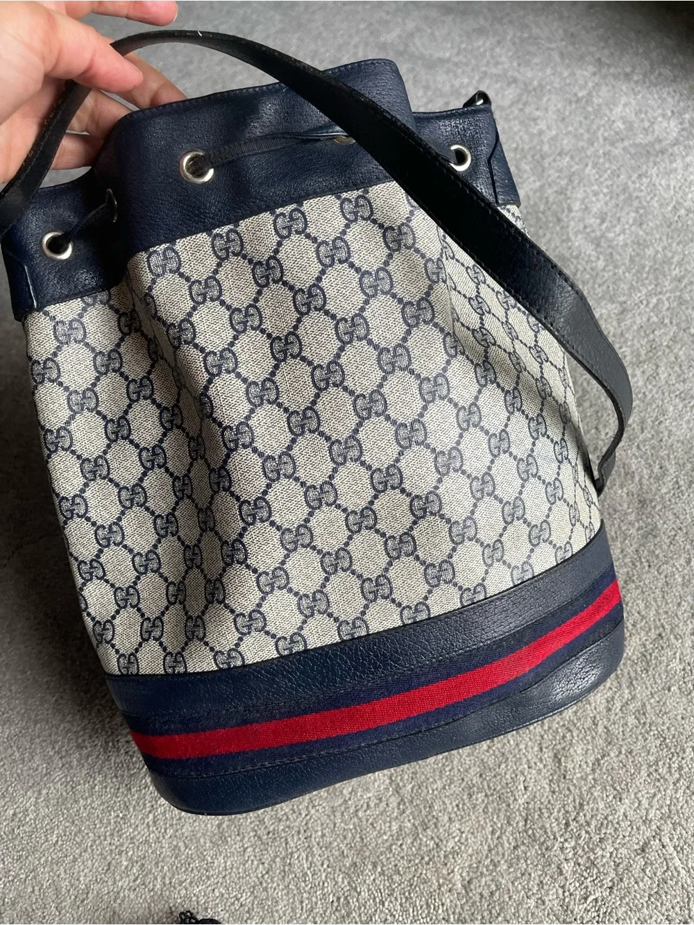 Authentic Gucci vintage web sherry line bucket crossbody bag - Picture 10 of 16
